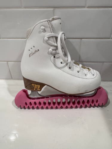 Risport Figure Skates B Junior 11 (Used)