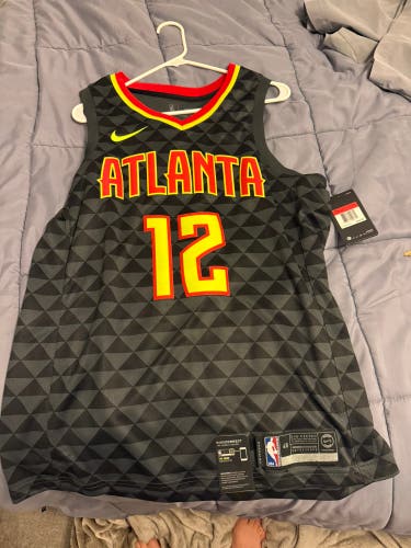 Atlanta hawks Jersey brand new with tags