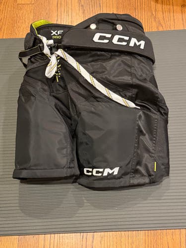 Junior Medium CCM Hockey Pants (New)