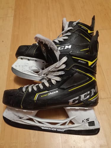 Super Tacks 9380 Skates Regular Width 9.5 with blacksteel & superfeet (Used)