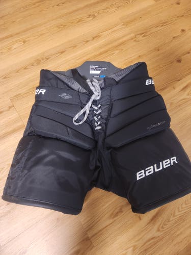 Medium 2025 Bauer Elite Hockey Goalie Pants