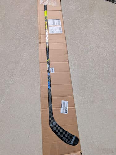 CCM Super Tacks AS3 Pro RH P29 65 Flex, 59 in