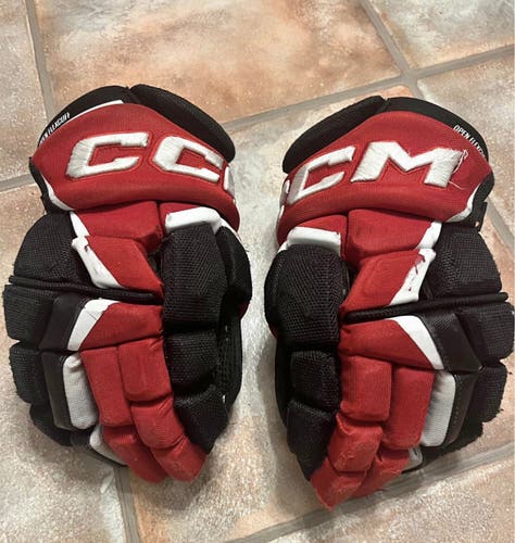 CCM JetSpeed FT6 Pro Gloves 12" (Used)