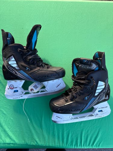 Senior True TF7 Hockey Skates Regular Width Pro Stock Size 6.5 (Used)