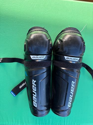 Intermediate Bauer X Shin Pads 13" (Used)