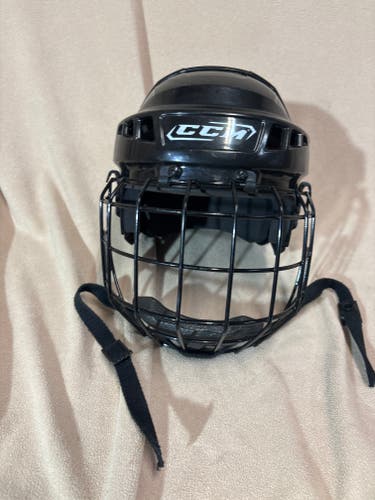 CCM Vector senior medium helmet (Used)