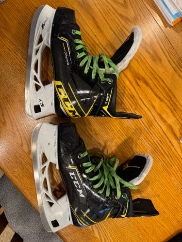CCM Super Tacks AS3 Hockey Skates – Size 5 D/Regular – SpeedBlade XS – Used