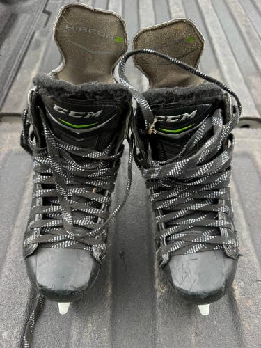 CCM Ribcor Platinum Hockey Skates Regular Width Size 6 (Used)