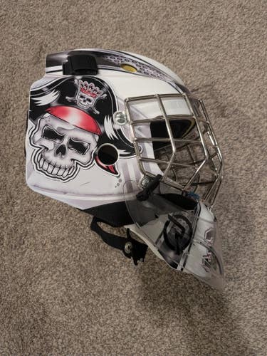 Junior CCM Axis 1.5 Goalie Mask (Used)