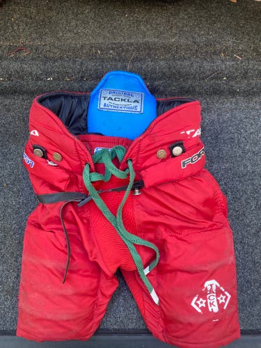 Youth Small Tackla Force 851 Hockey Pants (Used)