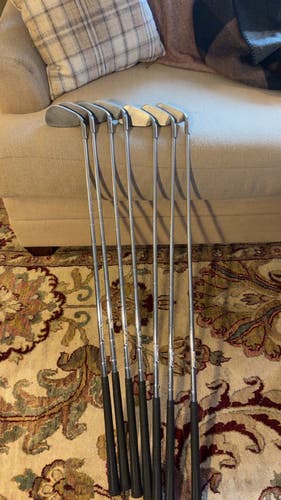 Men's 2013 Ping G25 Left Hand Iron Set Regular Flex 37" (Used)