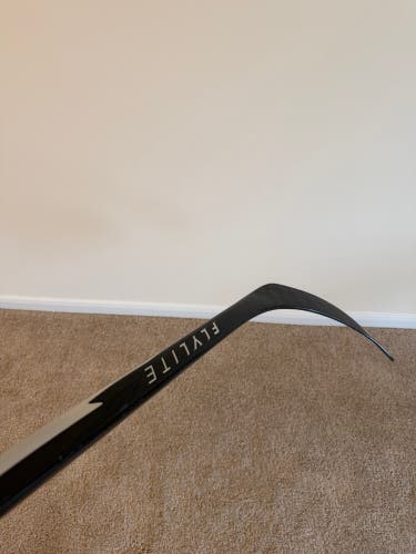Senior Bauer Vapor Flylite Left Hand Hockey Stick 70 Flex (Used)
