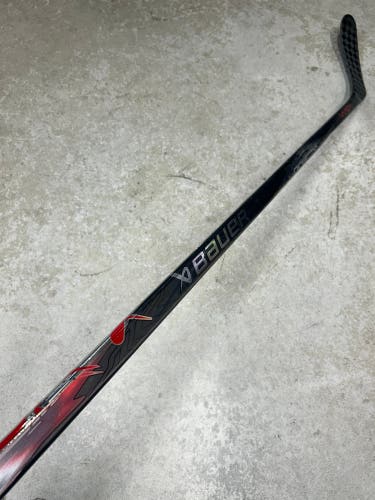70 Flex P28 Senior Bauer Vapor Flylite Team Left Hand Hockey Stick Pro Stock (Used)