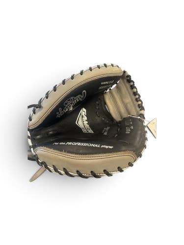 Used Rawlings GAMER XLE BB/SB Catchers RH Throw None 32 1/2" 11850-S000026020