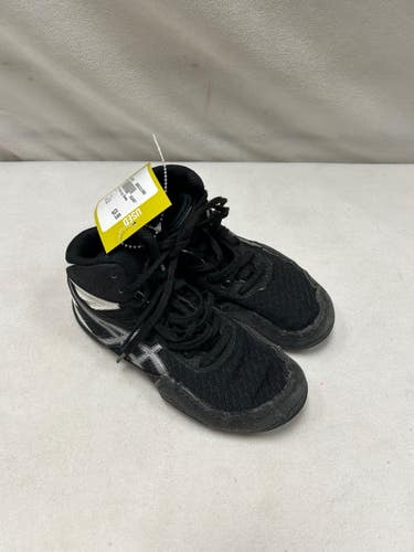 Used Asics Wrestling Shoes Black Youth 13.0 11490-S000277622