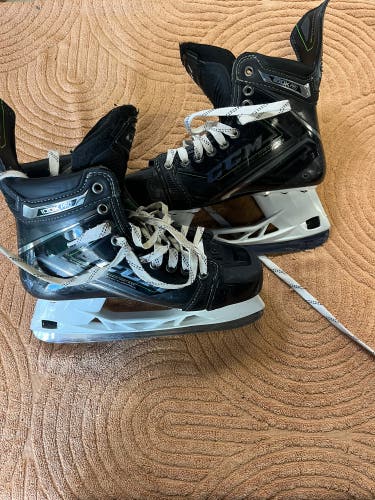 Senior CCM Ribcor 100k Pro Hockey Skates Regular Width 8 (Used)
