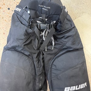 Black Junior XL Bauer Nexus N9000 Hockey Pants (Used)