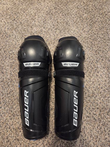 Intermediate Bauer X 13" Shin Pads (Used)