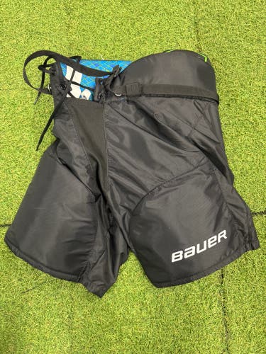 Youth Large Bauer X Hockey Pants (Used)