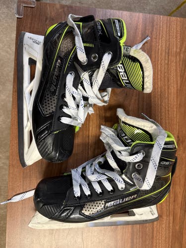 Bauer GSX Hockey Goalie Skates Regular Width Size 3.5 (Used)