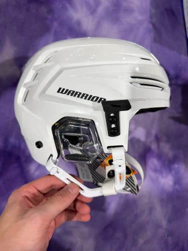 White Medium Warrior Alpha One Pro Helmet (New)