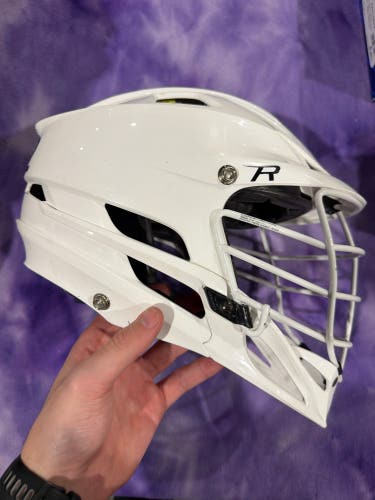 White Adult Cascade R Helmet (Used)