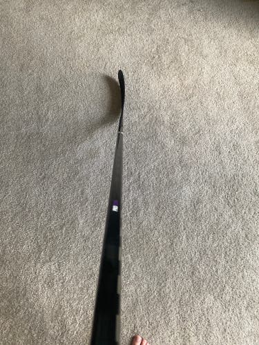 Senior Right Handed Hockey Stick P86 70 Flex (Used)