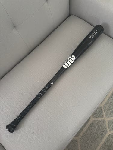 Dove Tail Bat Bat (-3) 30 oz 33" (Used)
