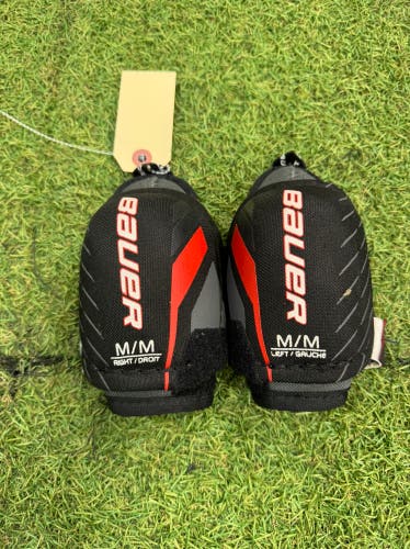 Youth Medium Bauer Lil Sport Elbow Pads (Used)