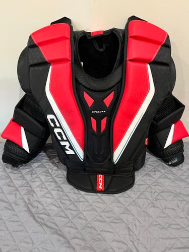 Medium 2023 CCM EFlex 6.9 Goalie Chest Protector (Used)