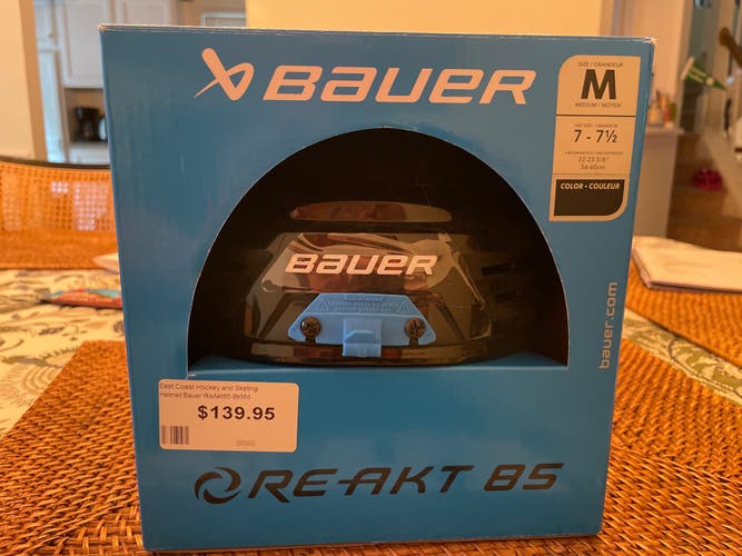 Medium Bauer Re-Akt 85 Helmet (New)