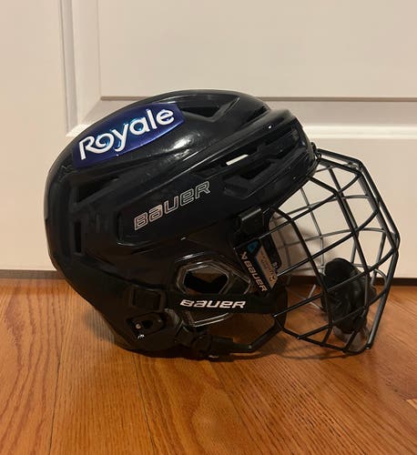 Medium Bauer Re-Akt 155 Helmet Pro Stock (Used)