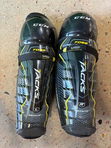 Junior CCM Tacks 7092 Shin Pads 13" (Used)