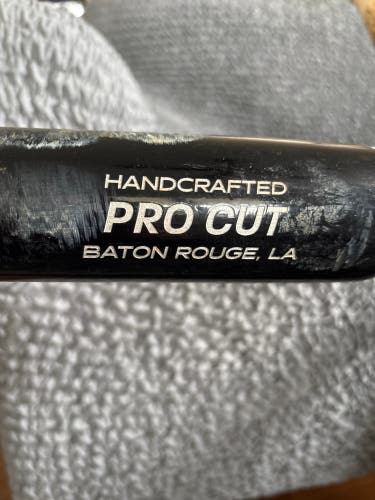 2023 Marucci Pro Cut Maple Bat (-3) 30 oz 31" (Used)