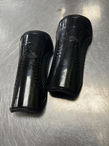 Used Adidas Soccer Shin Guards Youth Black Youth 11849-S000045024