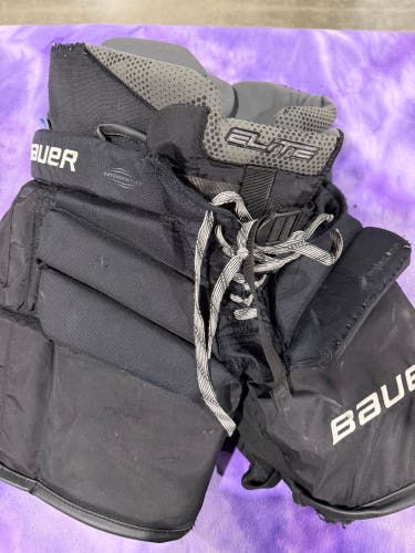 Black Intermediate Small Bauer Elite Hockey Goalie Pants (Used)