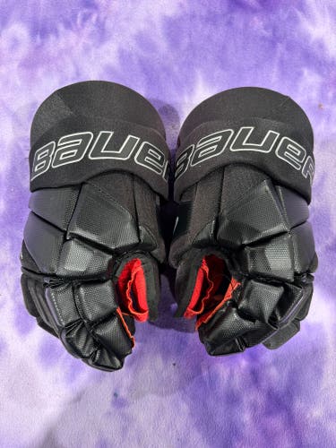 Black Senior Bauer Vapor 3X Gloves 15" (Used)