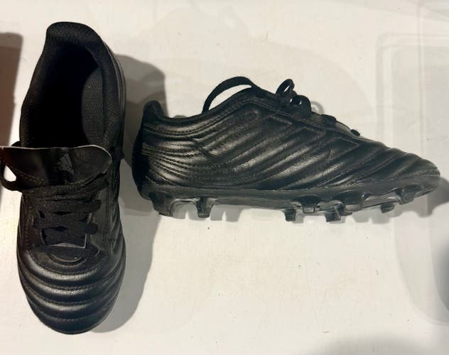 Boys US Youth size 1 Adidas Copa Ground Soccer Cleats Black