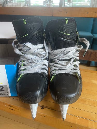 2024 Bauer Elite Hockey Goalie Skates Regular Width 7.5 (Used)