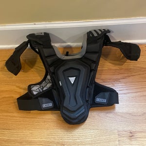 Medium Youth True Cadet Shoulder Pads (Used)