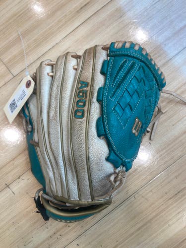 Wilson A500 RH Softball Glove 12.25" (Used)