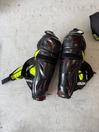 Junior Bauer 11" Shin Pads (Used)