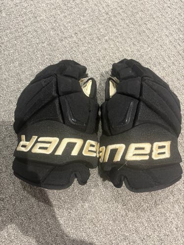 Bauer Vapor APX2 Pro Gloves 14" (Used)
