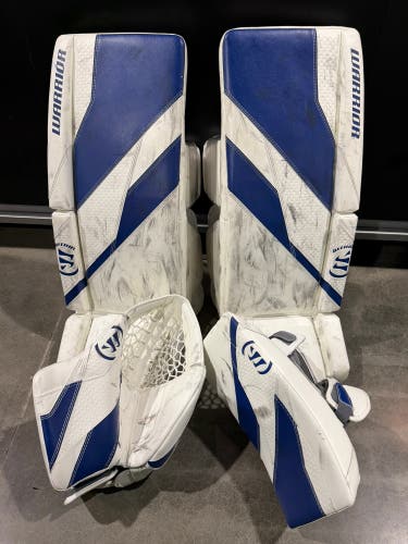 White 30" Intermediate Warrior Ritual G7 Pro Goalie Full Set Regular (Used)