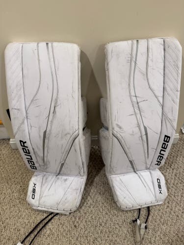Bauer GSX intermediate goalie leg pads, size Small (30"+) (Used)