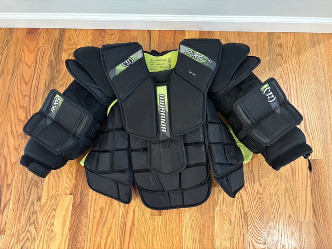 Small Warrior Ritual X4 E+ Goalie Chest Protector (Used)
