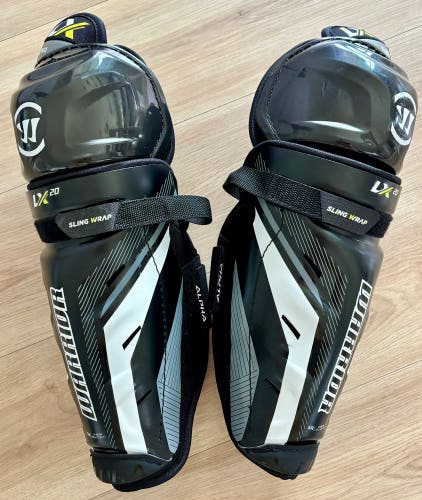 Senior Warrior Alpha LX 20 14" Shin Pads (Used)