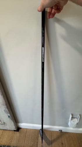 Junior CCM Ribcor Trigger 9 Pro Right Handed Hockey Stick P28 40 Flex (Used)
