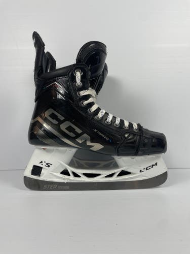 Used Size 7.5 Regular Senior CCM JetSpeed FT6 Pro Pro Stock Hockey Skates - Black