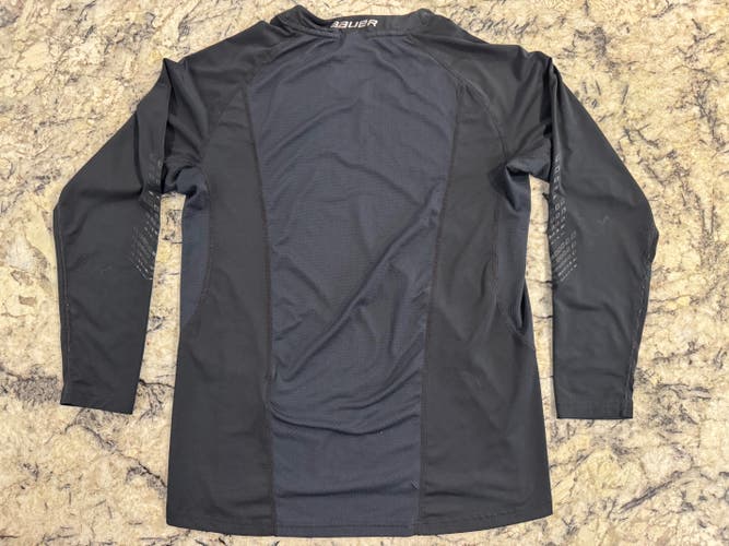BAUER PRO LONGSLEEVE BASELAYER TOP - YOUTH XL